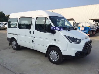 江鈴特順殯葬服務(wù)車（短）配置表